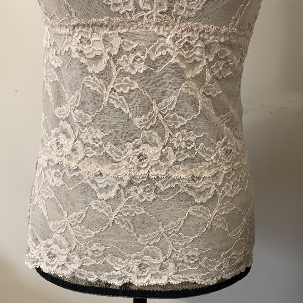 🌻4/$20 Banana Republic Sheer Lace Top - Picture 4 of 11